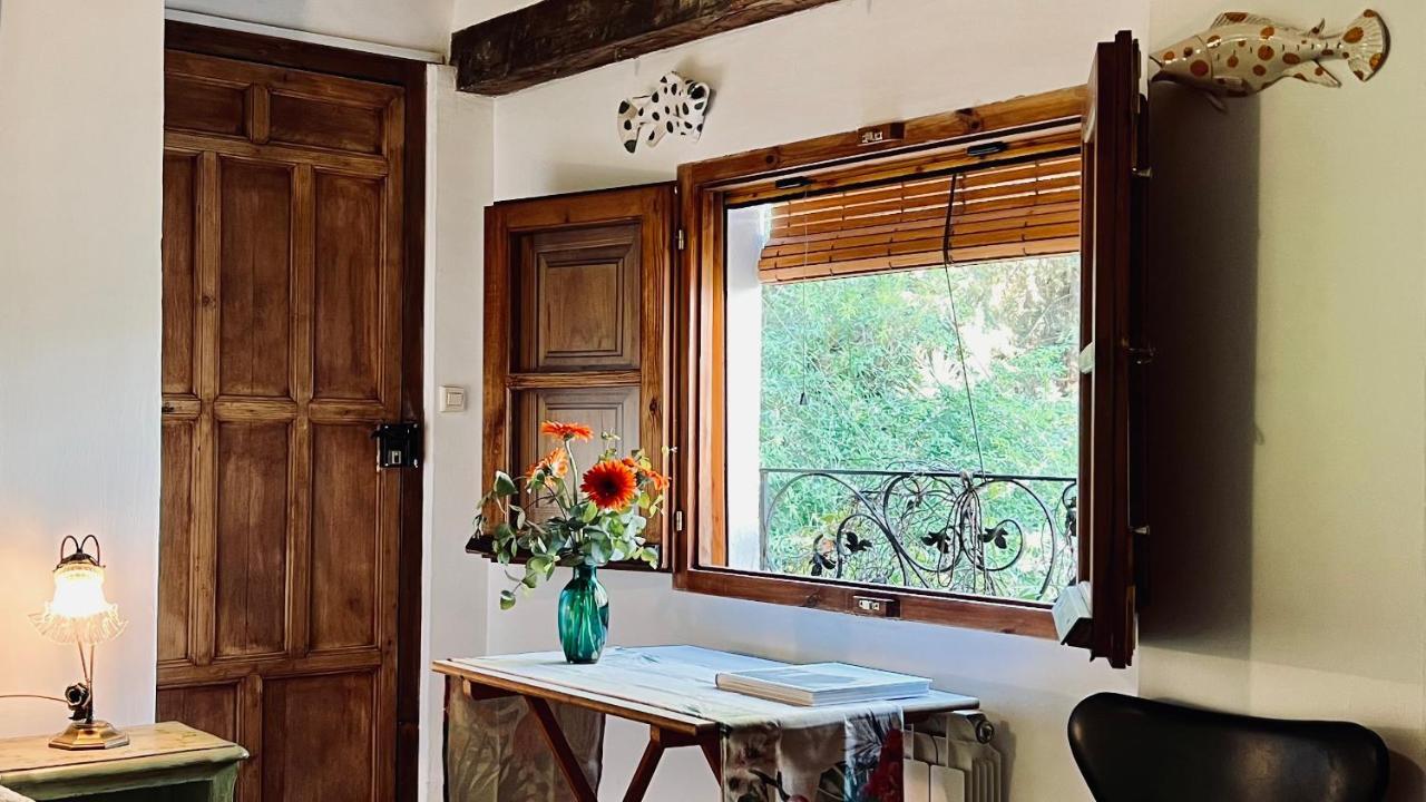 Cortijo El Pino Retreat Bed & Breakfast Albunuelas Ngoại thất bức ảnh