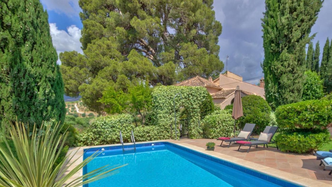Cortijo El Pino Retreat Bed & Breakfast Albunuelas Ngoại thất bức ảnh