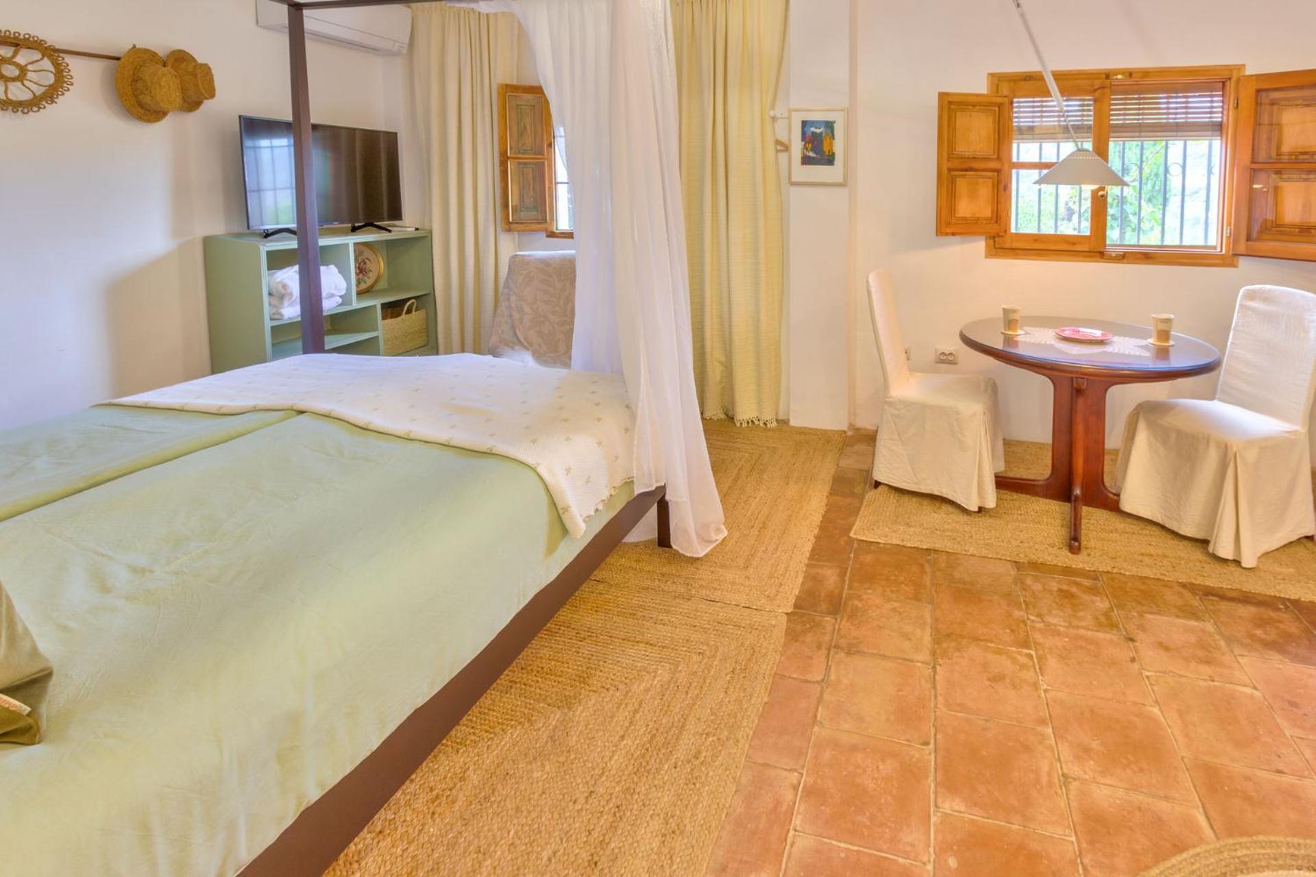 Cortijo El Pino Retreat Bed & Breakfast Albunuelas Ngoại thất bức ảnh